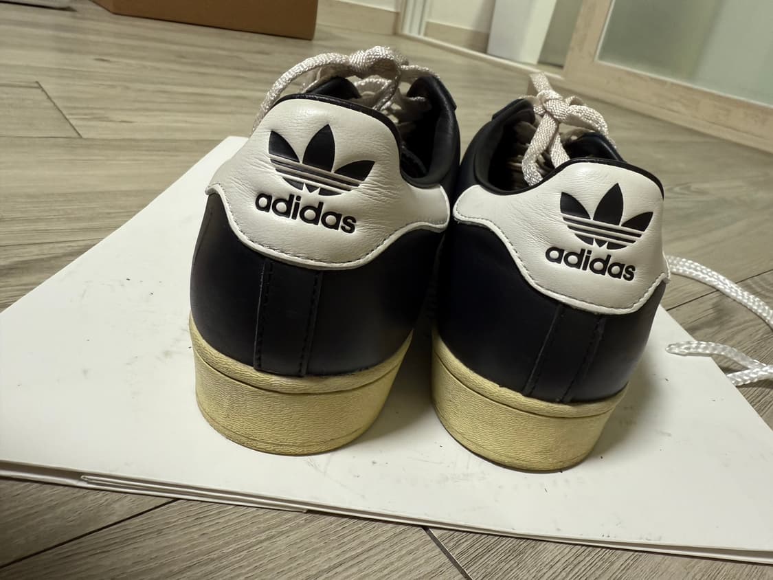 아디다스 슈퍼스타 프리미엄 블랙 화이트 285 상품이미지3