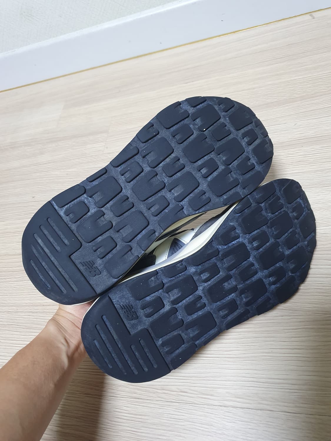 뉴발란스 57/40 스니커즈 그레이 260 상품이미지7