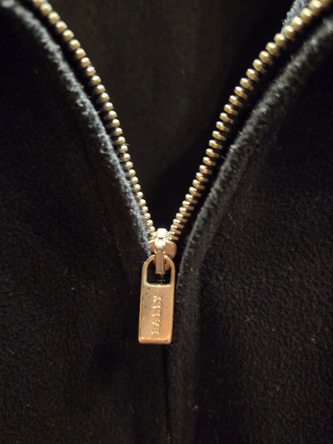 발리 폴라폴리스 짚업 상품이미지4