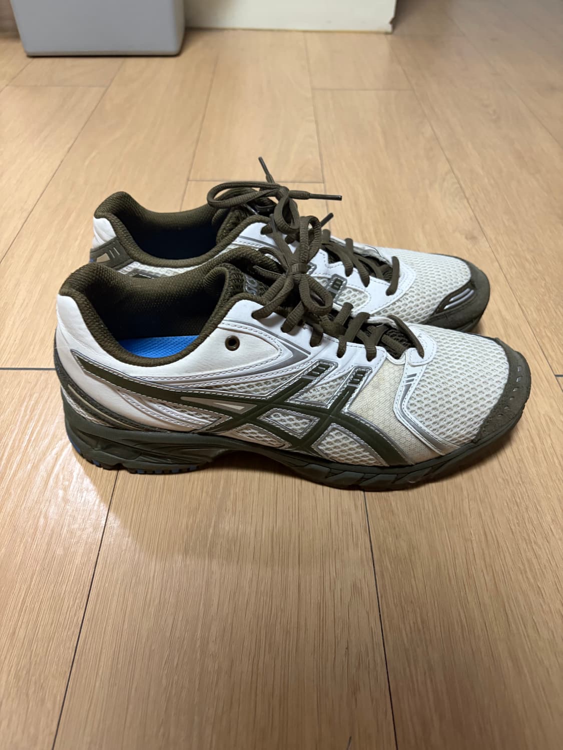 아식스x템테이션 베케이션 젤 ds 트레이너 14 크림&카키 270 상품이미지3