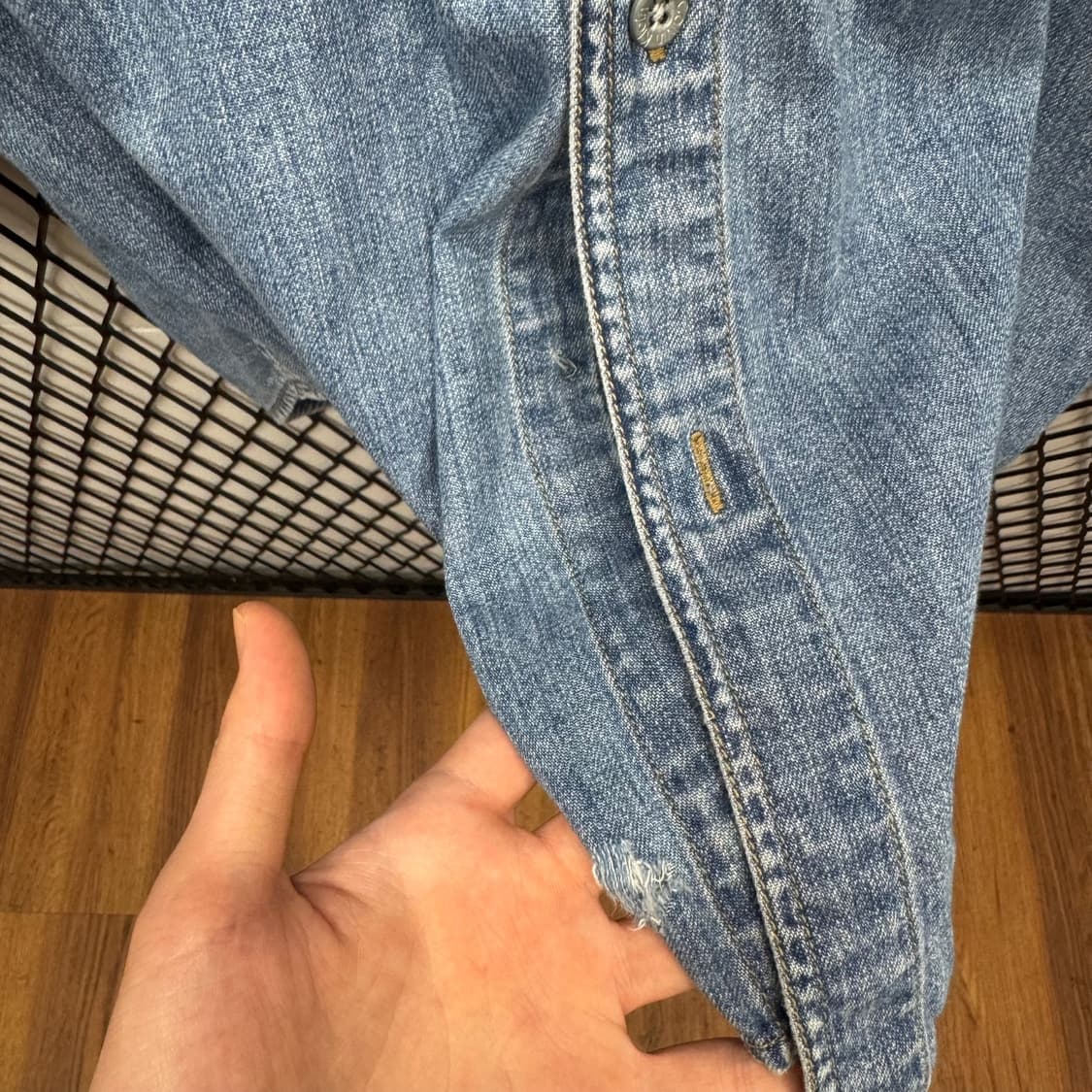 90s 캘빈클라인 진스 데님 셔츠 메이드인 홍콩 연청 상품이미지8