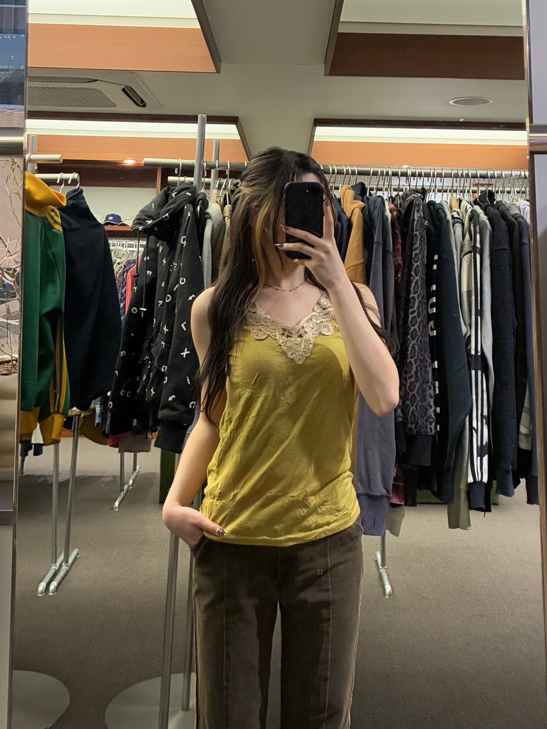 OS)Japanese vintage 자수 디테일 머스타드 나시 상품이미지1