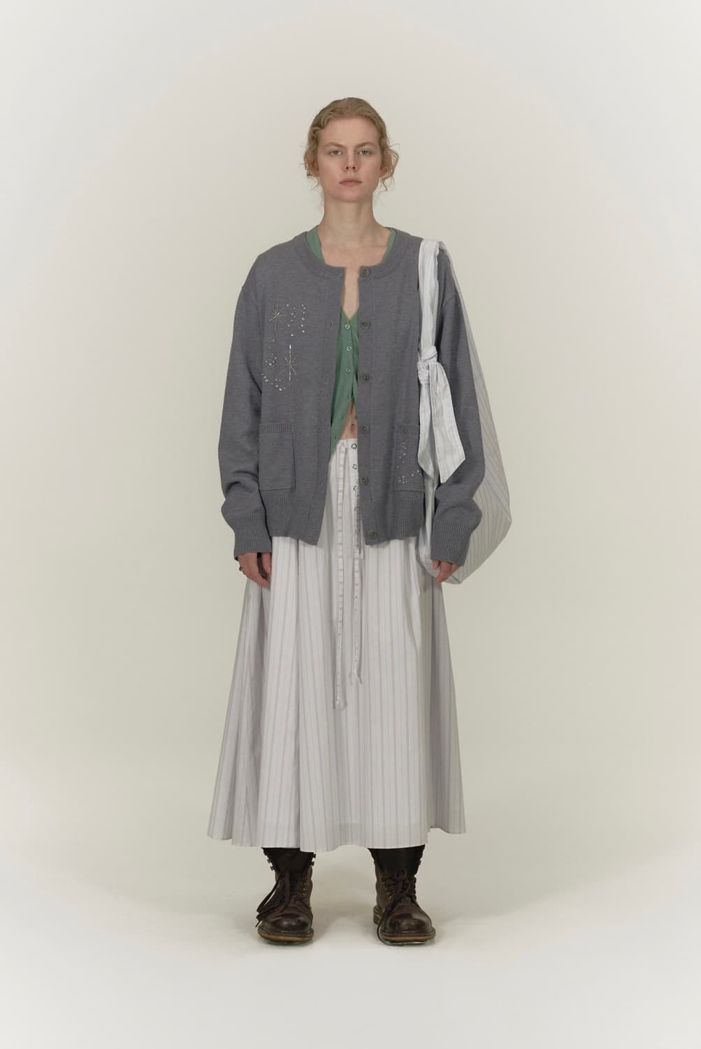 솔티페블 GLITTERING GEM CARDIGAN [GREY] 상품이미지2