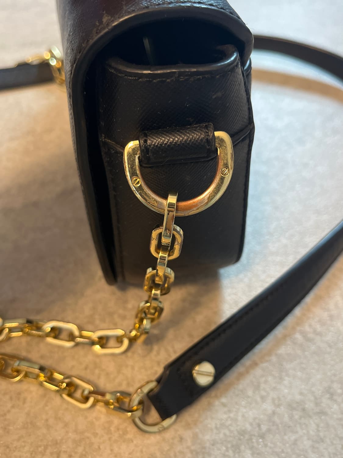 토리버치 로빈슨 체인 미니 블랙 크로스백 상품이미지4