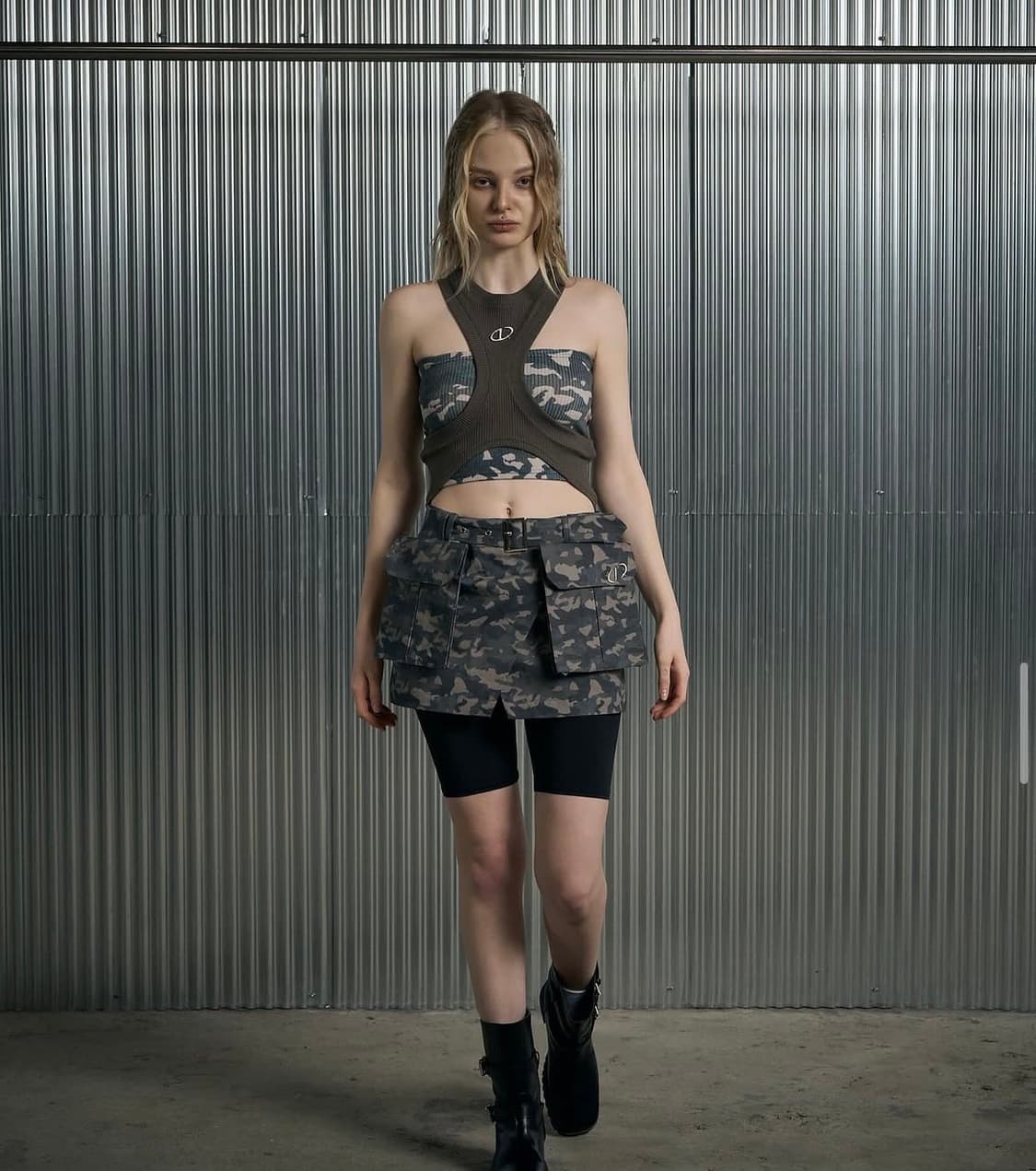 일리오 / DETACHABLE WRAP SKIRT CAMO 상품이미지1