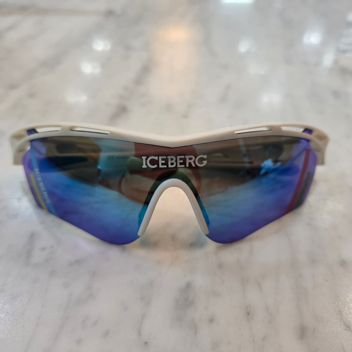 린다페로우 x 아이스버그 고글 6143 ICE/1/2 희귀템 상품이미지1