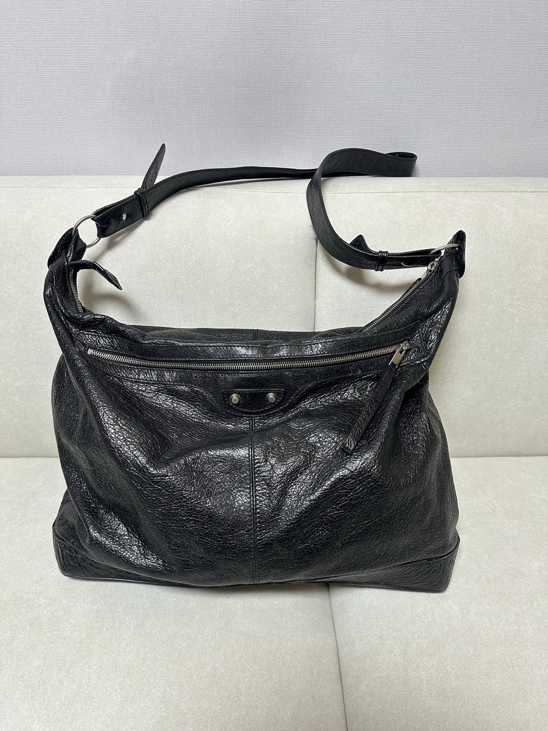 [A+ 정품] 발렌시아가 시티 모터백 커리어 블랙 상품이미지3