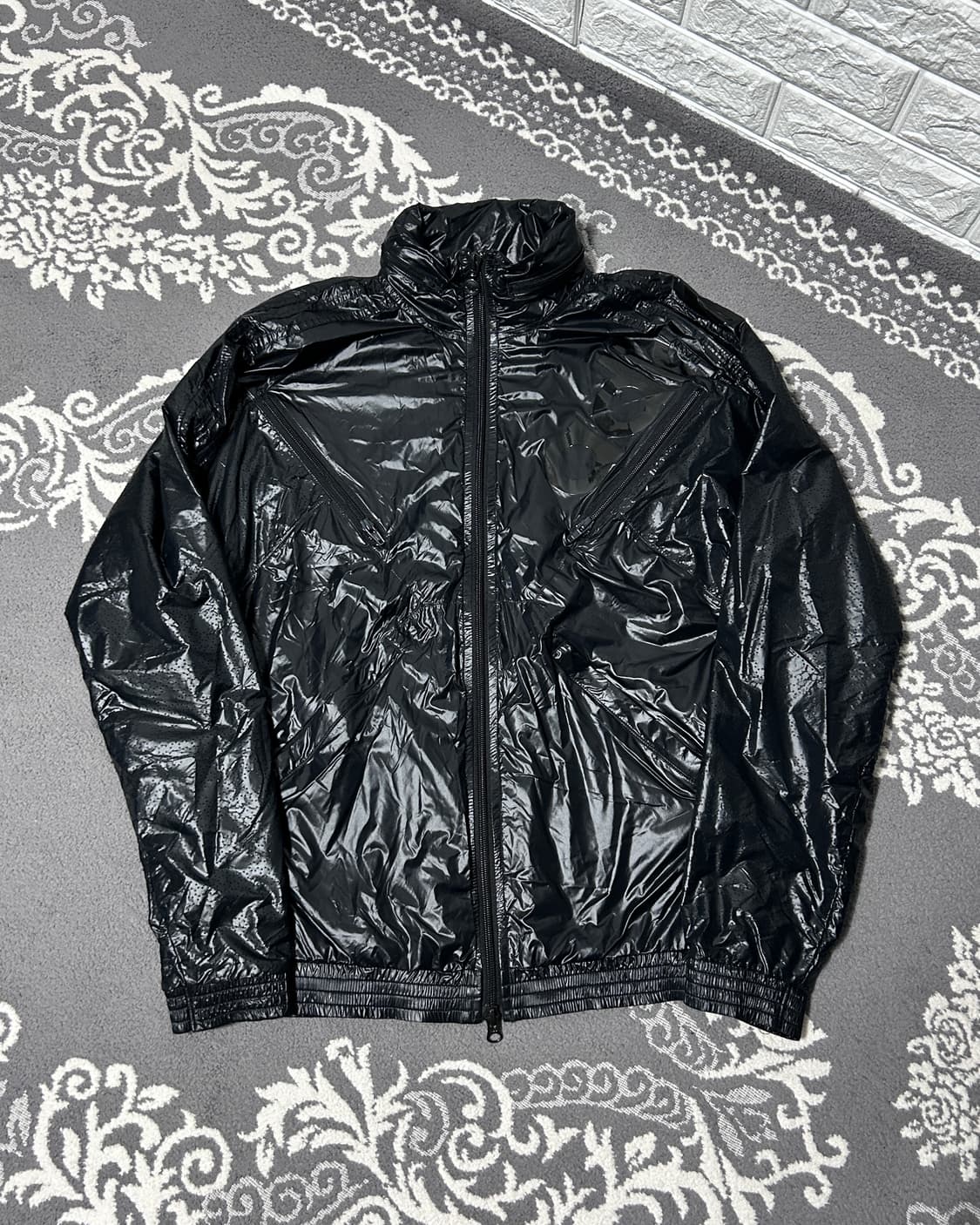 아디다스 글로시 텍스쳐 윈드 브레이커 / 트랙탑 상품이미지2