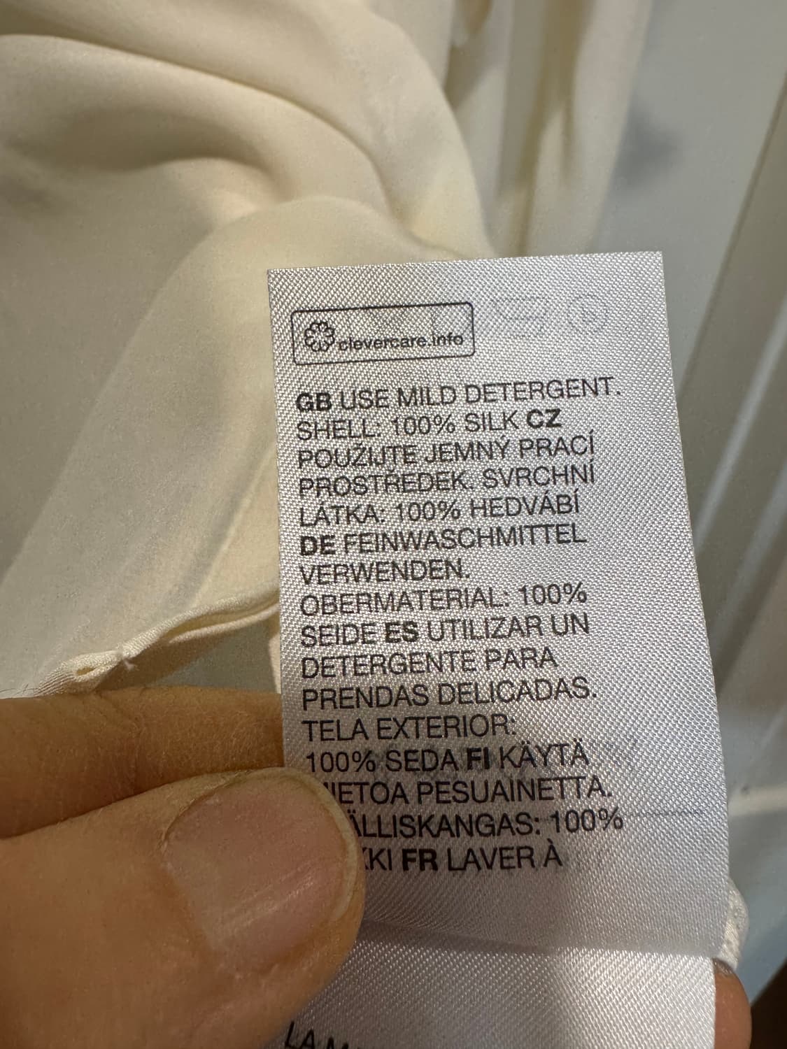 앤아더스토리즈 실크 블라우스 상품이미지8