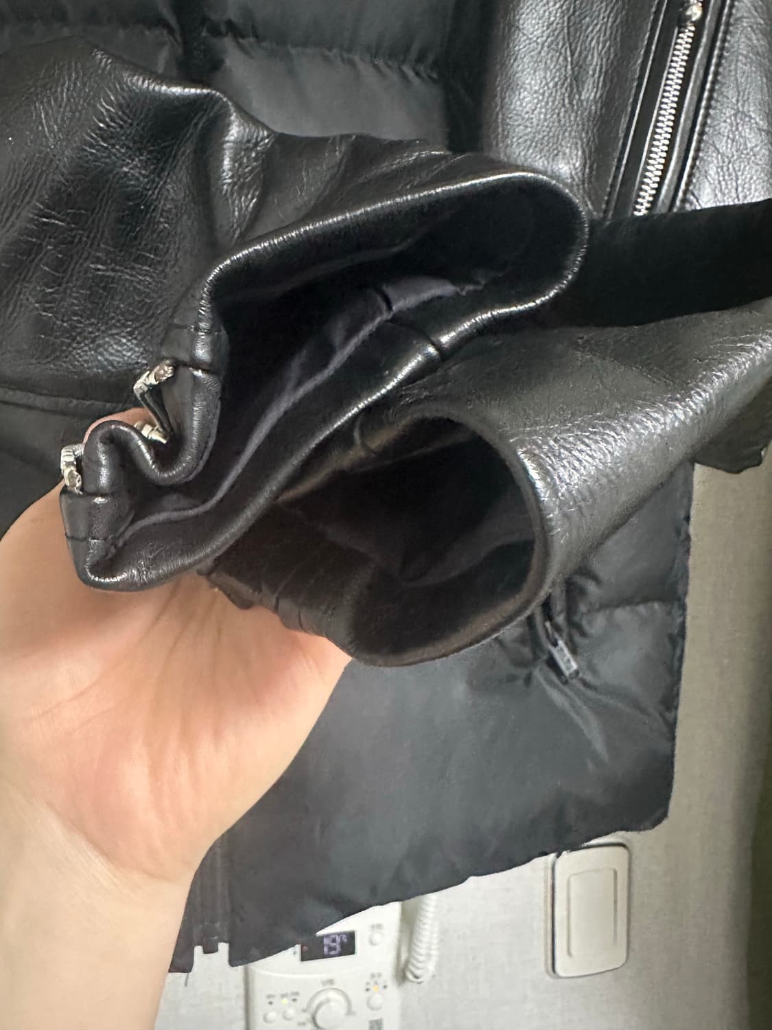 2사이즈 언더커버 레더 패딩 블랙 상품이미지3