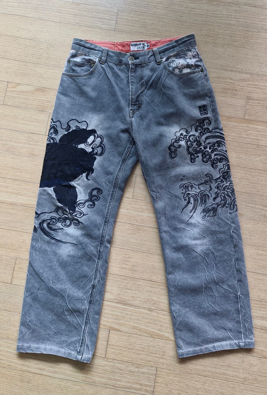카라쿠리 타마시 잉어 자수 타투 오리엔탈 데님팬츠 상품이미지1