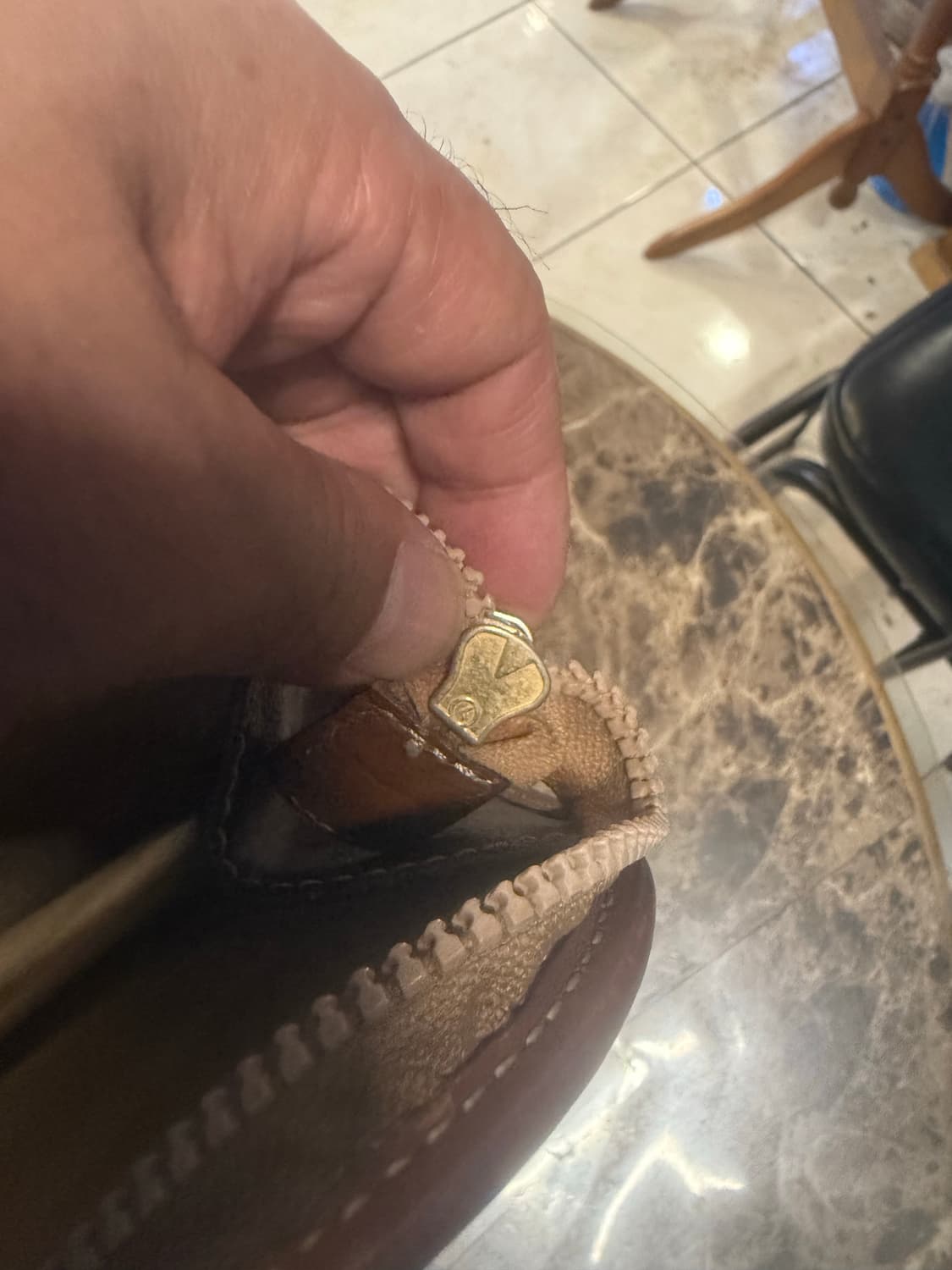 정품 셀린느 마카담 브리케이스 팝니다 상품이미지10
