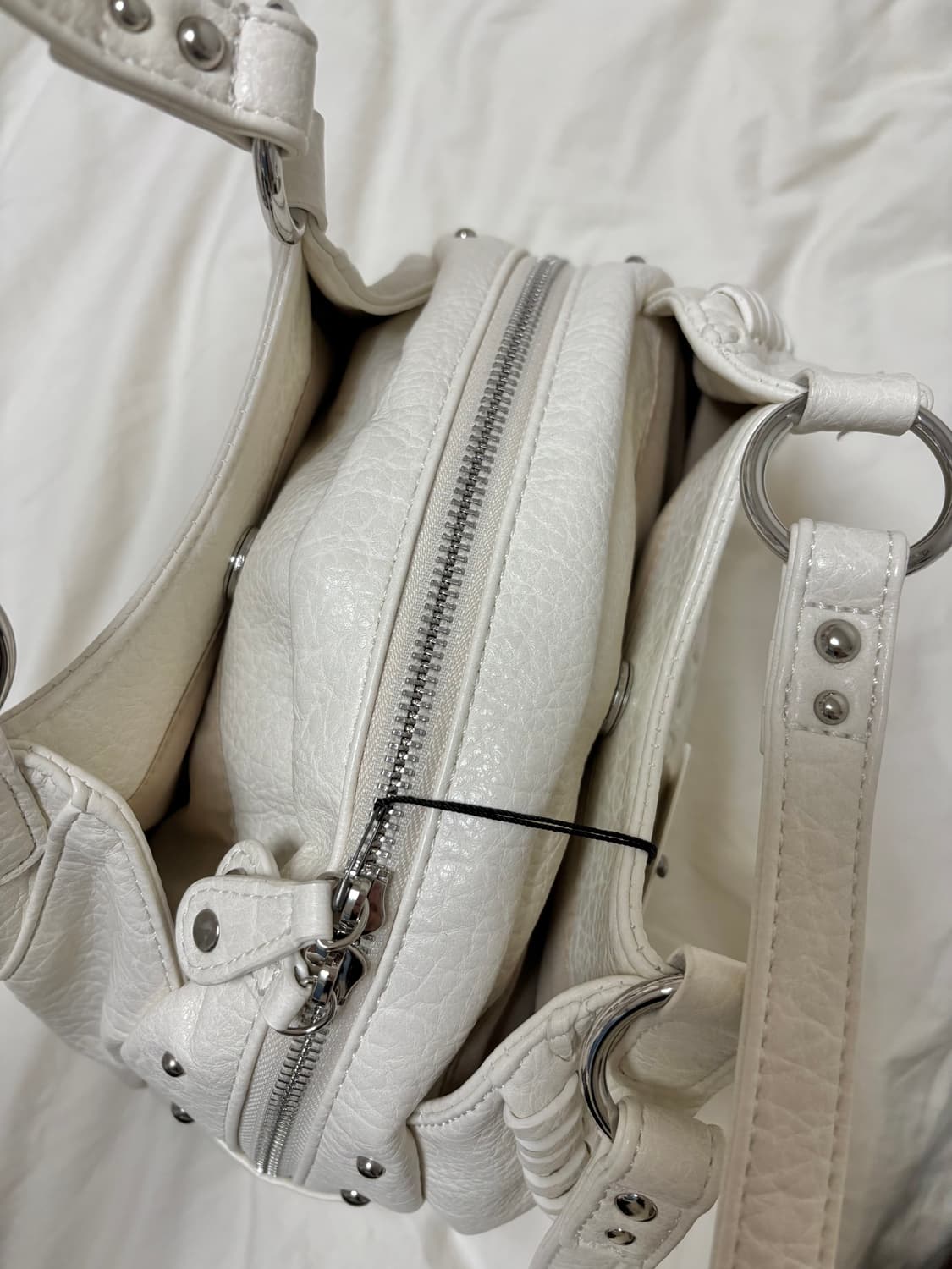 애즈온 보니타 미니백 아이보리 상품이미지4