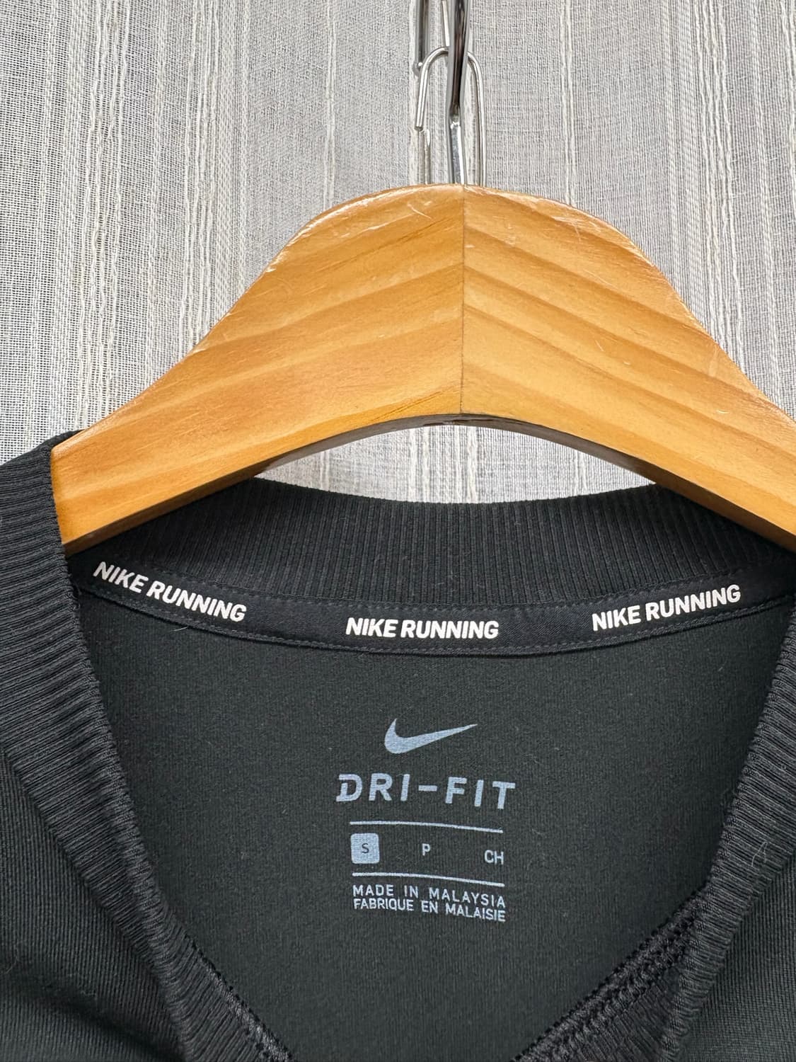 나이키 드라이핏 러닝 트레이닝탑 기능성 티셔츠 상품이미지4