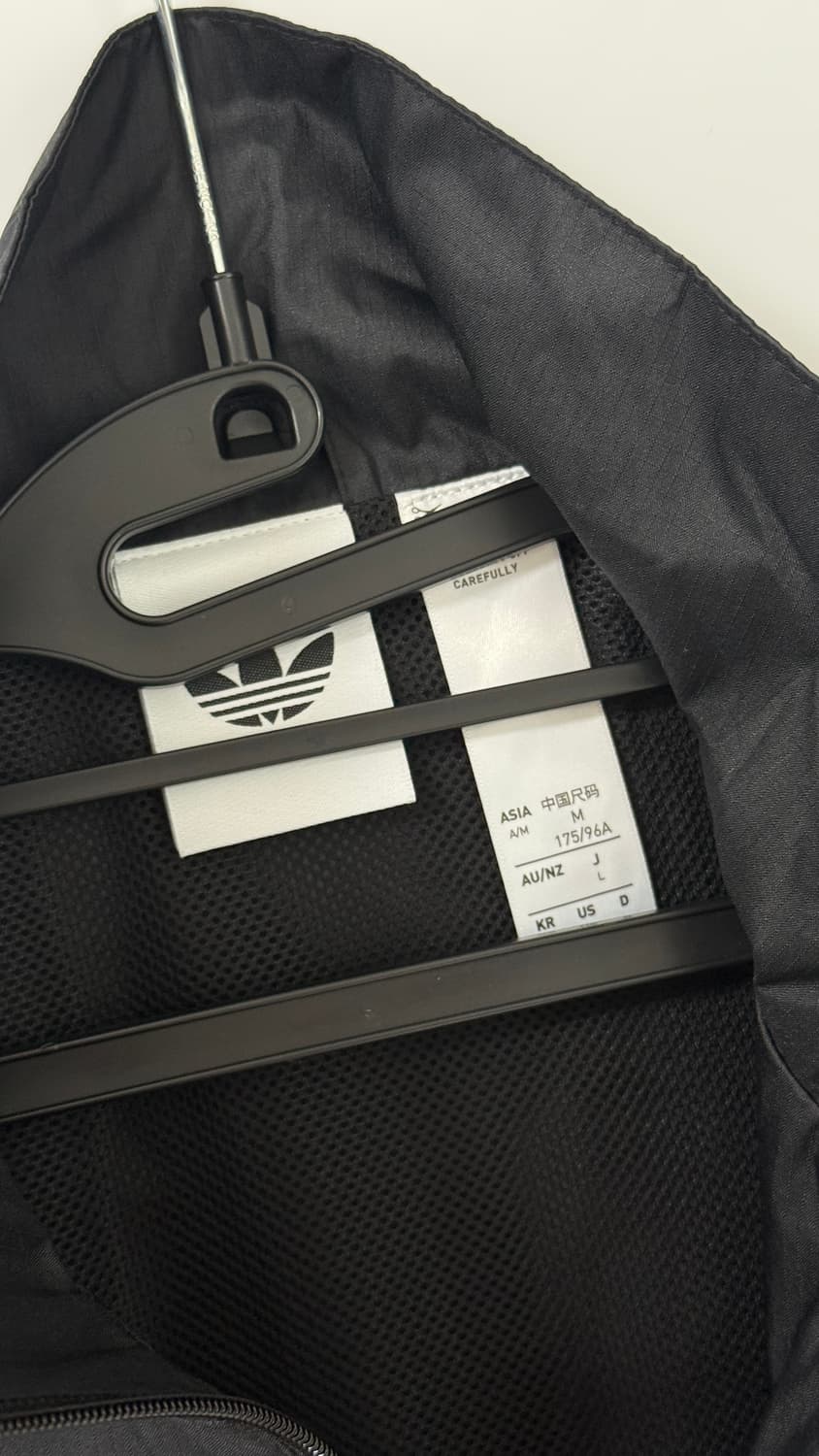[실착1회] 아디다스 오리지널 바람막이 져지 TDDB03 운동집업 러닝집 상품이미지2