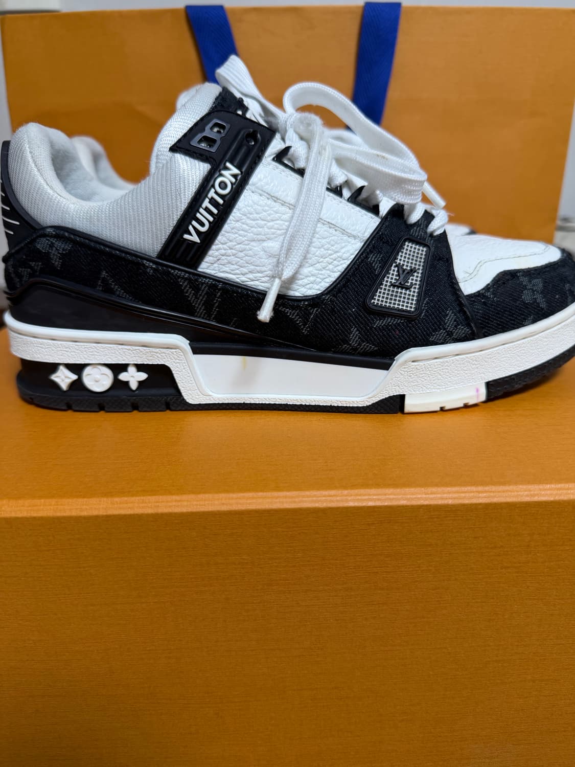 루이비통 트레이너 스니커즈  상품이미지4