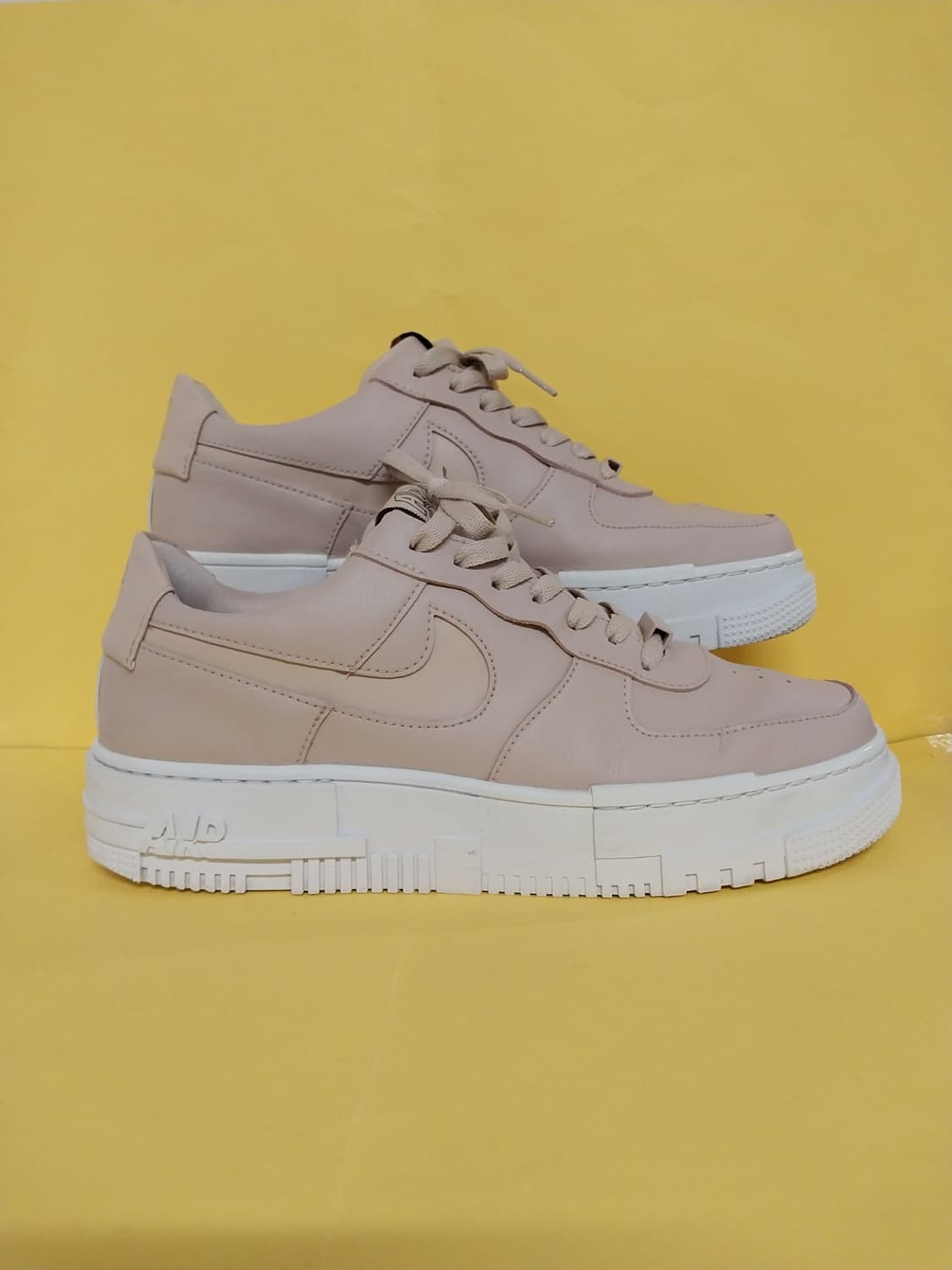 남성 나이키 에어포스1 픽셀 핑크베이지 스니커즈, 운동화 (280) 상품이미지3