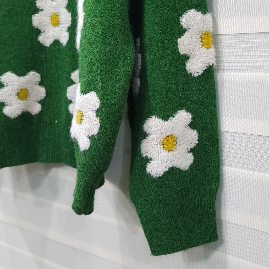 OLIVE des OLIVE 플라워 자수니트- 우먼프리 상품이미지4