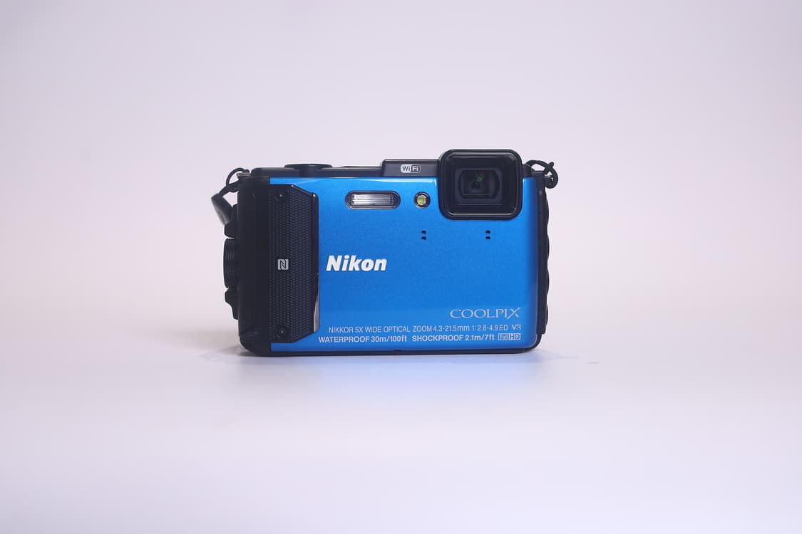 니콘 쿨픽스 AW130 블루 박스셋  상품이미지1