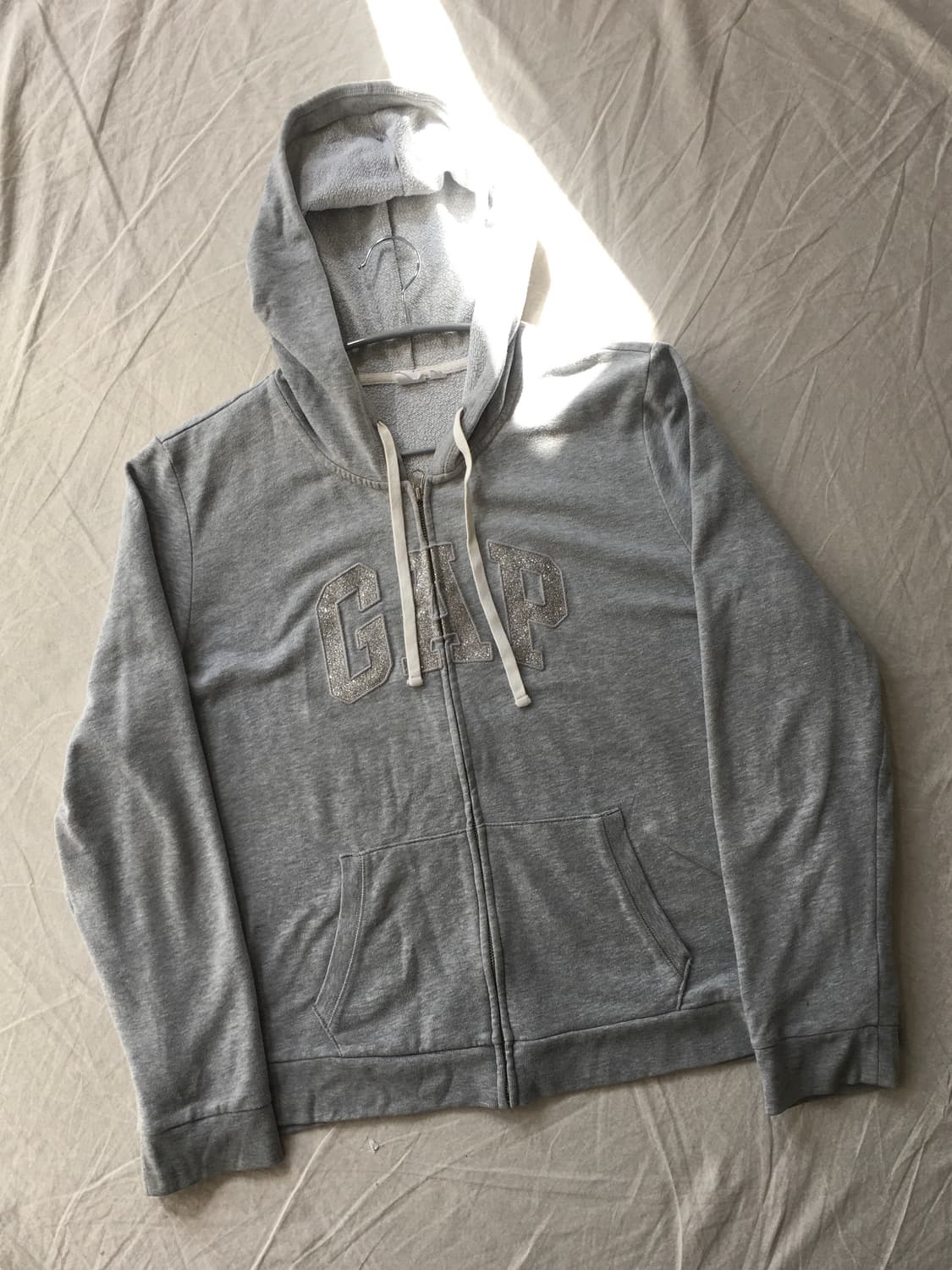 갭 빅로고 후드집업 상품이미지3