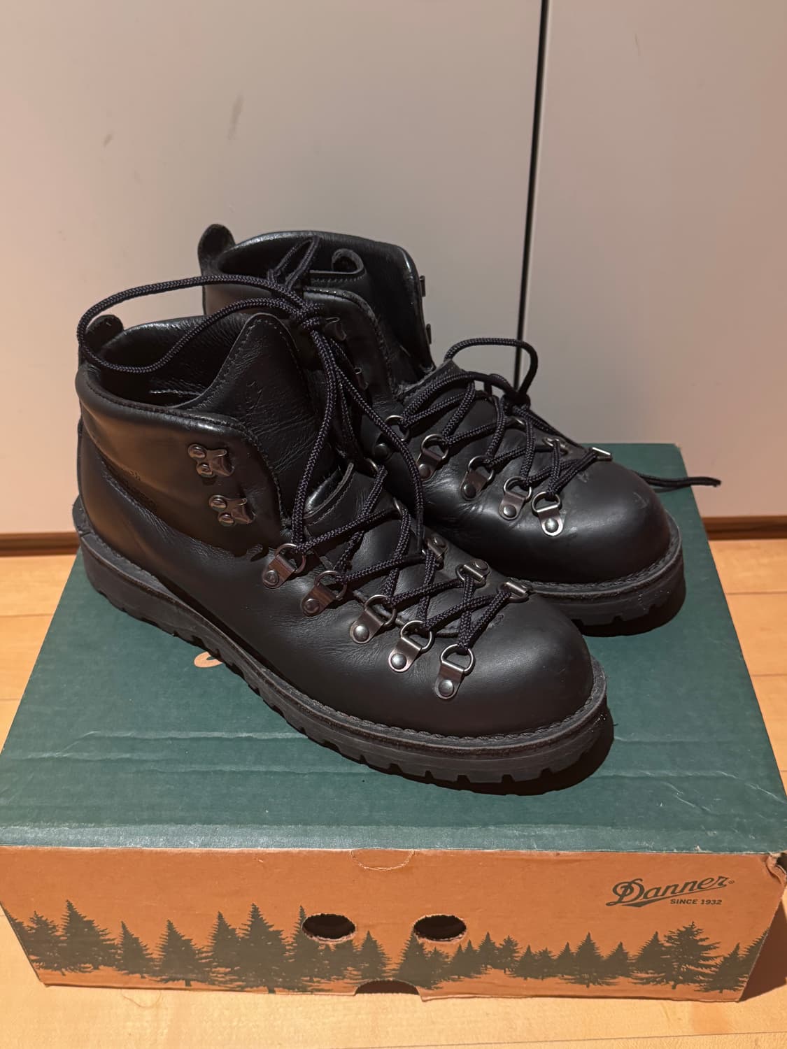 대너 마운틴 라이트 Danner Mountain Light Black 상품이미지3