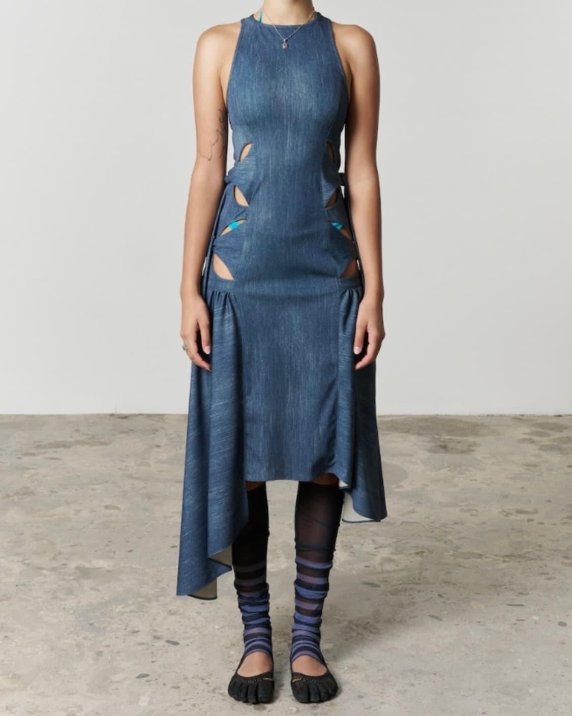 ODLYWORKSHOP 컷아웃 원피스 (Arum cutout) 상품이미지5