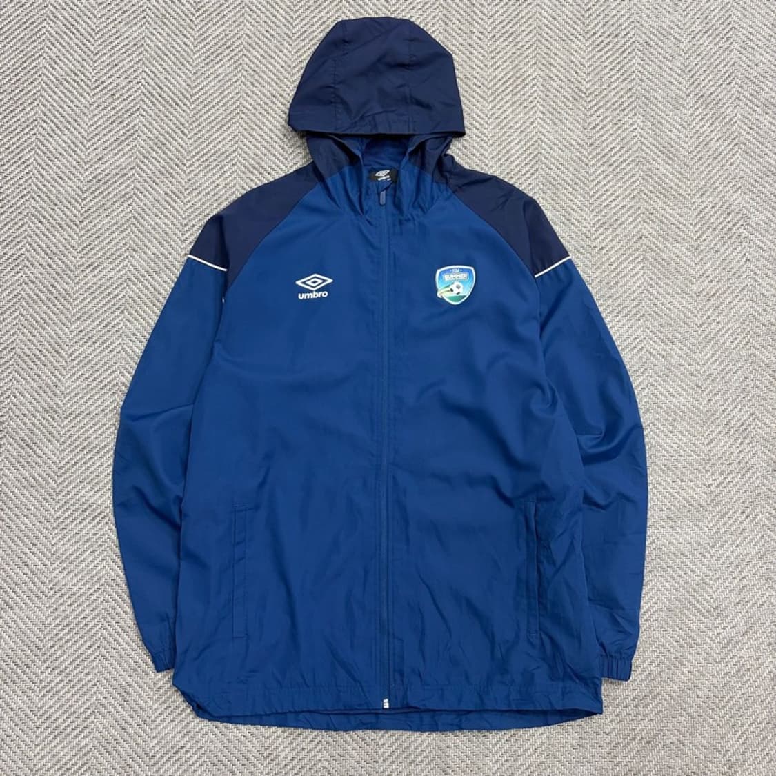 엄브로 스포츠 바람막이 v1777 상품이미지1