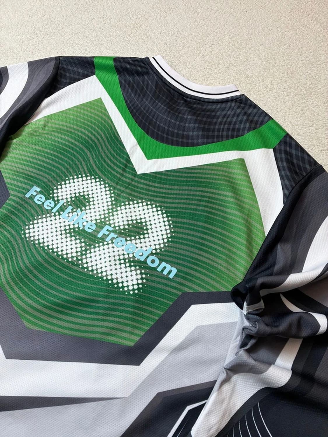 라라폭스 23ss 스포티 오버 롱 슬리브 져지 PN6879 상품이미지6