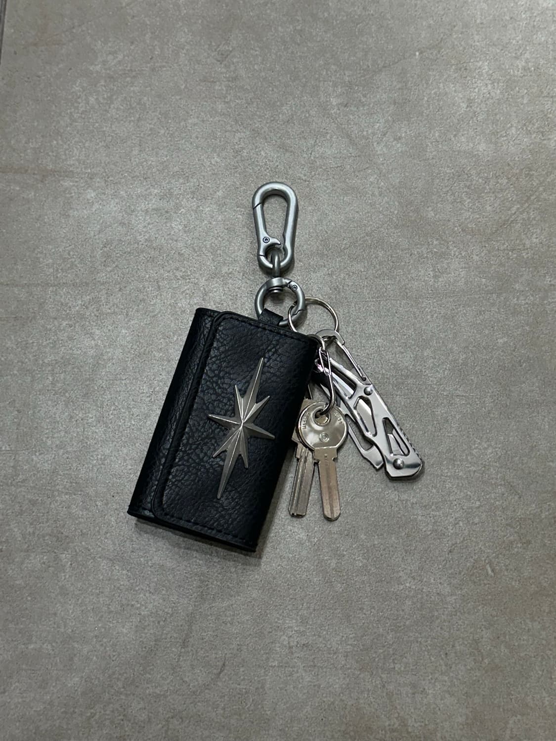 Shining keyring - 샤이닝 레더 키링 상품이미지1