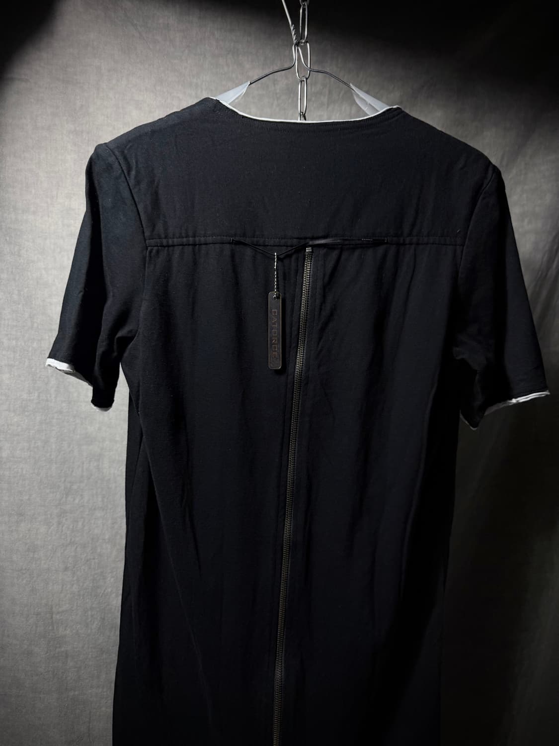 Catorce Back Zip Layered T Shirt 상품이미지9
