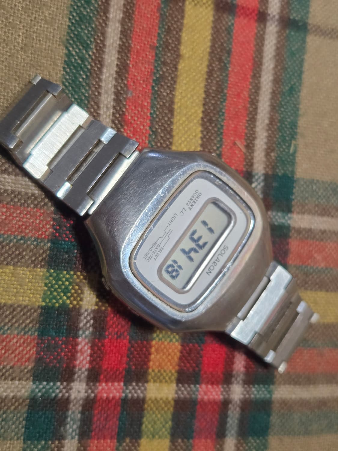 오리엔트 솔라론 디지탈 손목시계 상품이미지3