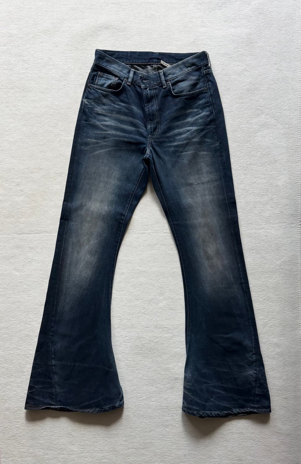 Acne Studios 아크네스튜디오 부츠컷 워싱 데님 팬츠 상품이미지1