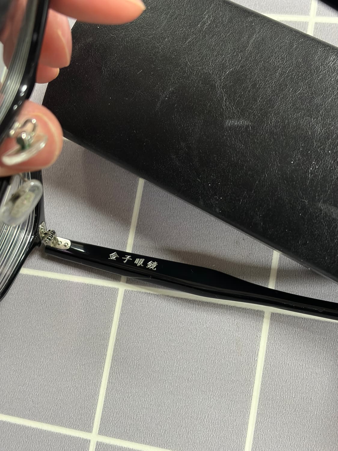 금자안경 KA-56 블랙 (53사이즈 오버핏/구성품 포함) 상품이미지2