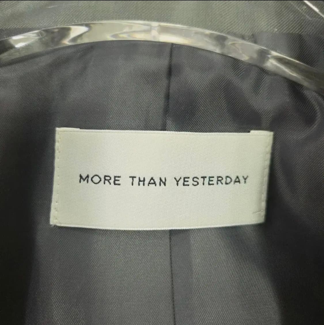 [MORE THAN YESTERDAY] 모어댄예스터데이 울 크롭 자켓 상품이미지4