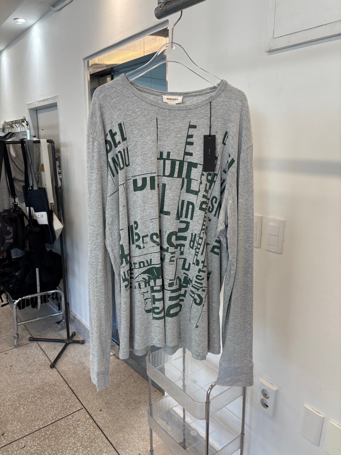 Diesel graphic L sleeve T 상품이미지1