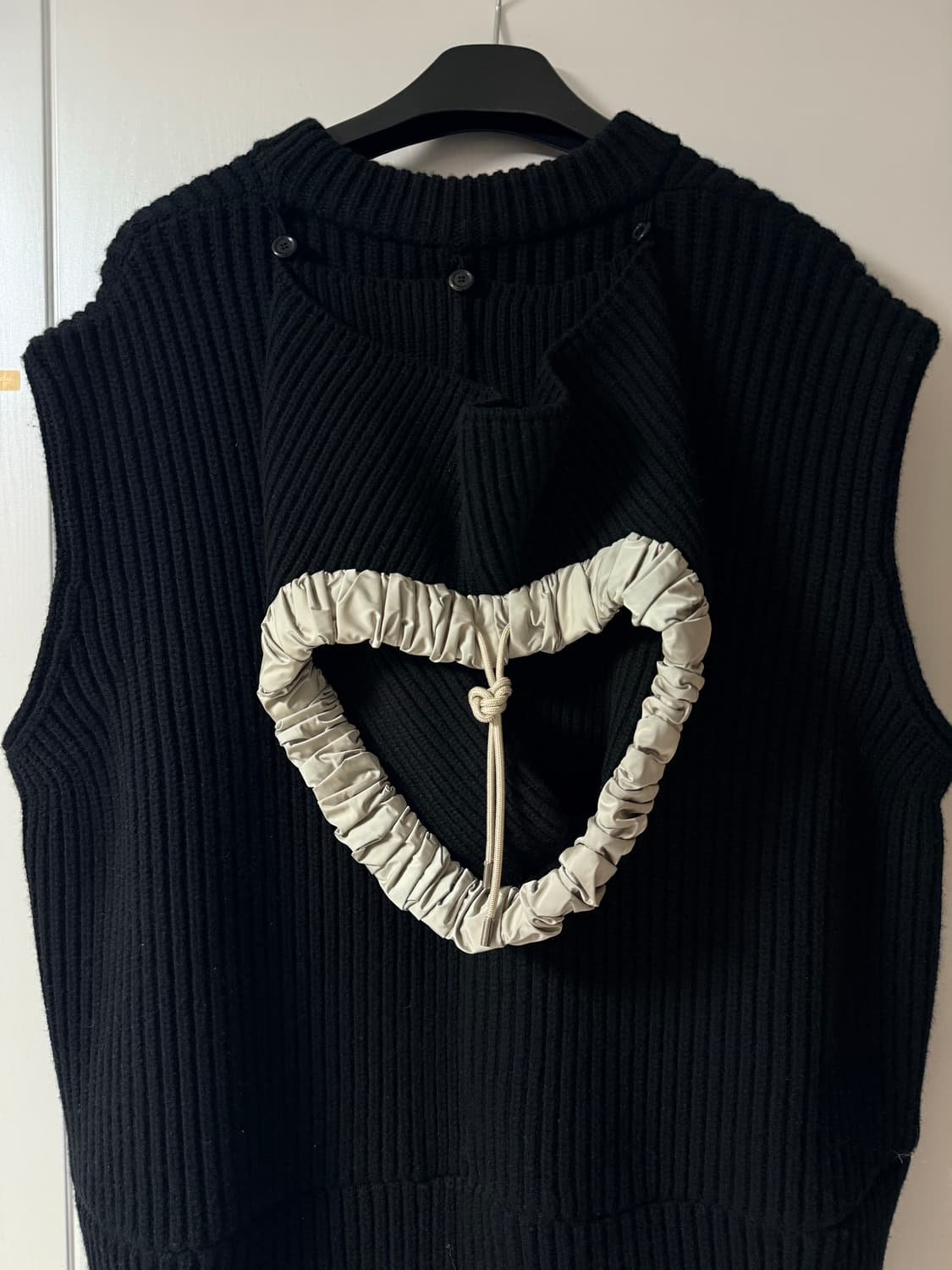 루이비통 니트 베스트 S 1A9BU9 상품이미지2