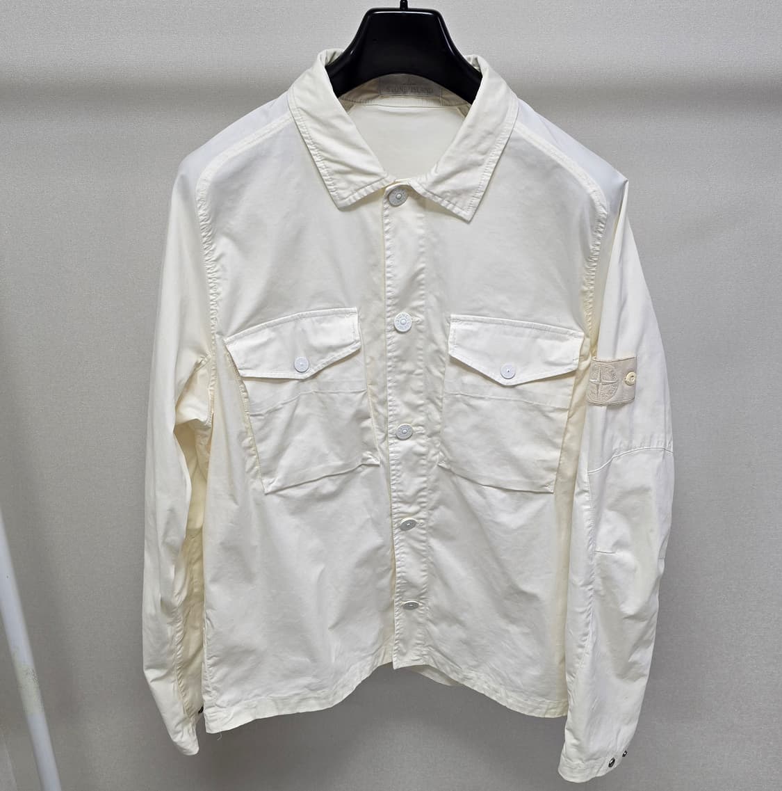 한정판 스톤아일랜드 고스트피스 와펜 오버셔츠 자켓 L사이즈 100 판매 상품이미지1