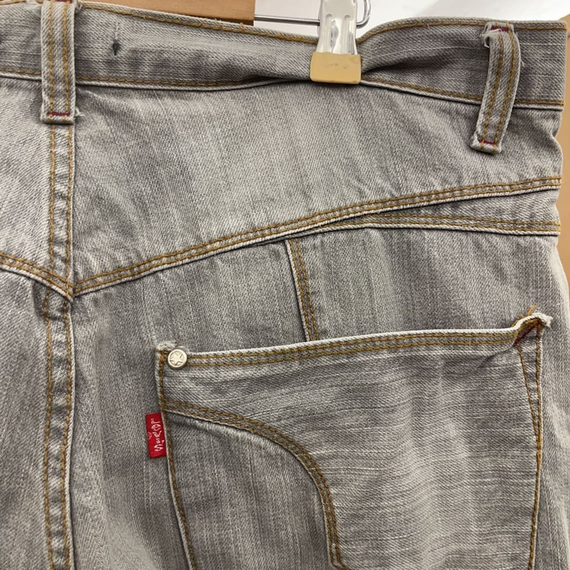 리바이스 엔지니어드진 빈티지 라인 워싱 데님팬츠 34인치 C08156 상품이미지5