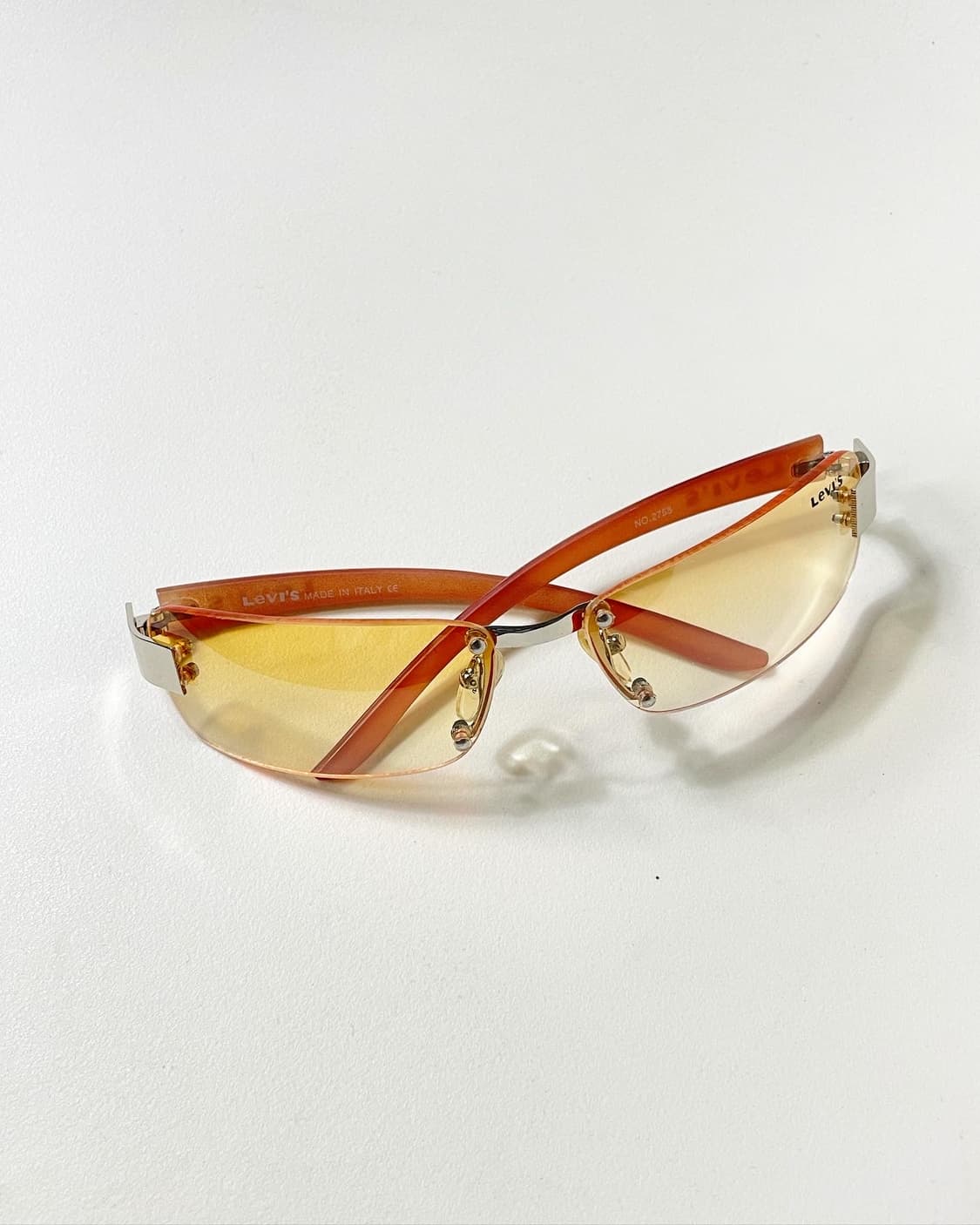 90s 리바이스 무테 스퀘어 틴트 빈티지 선글라스 상품이미지1