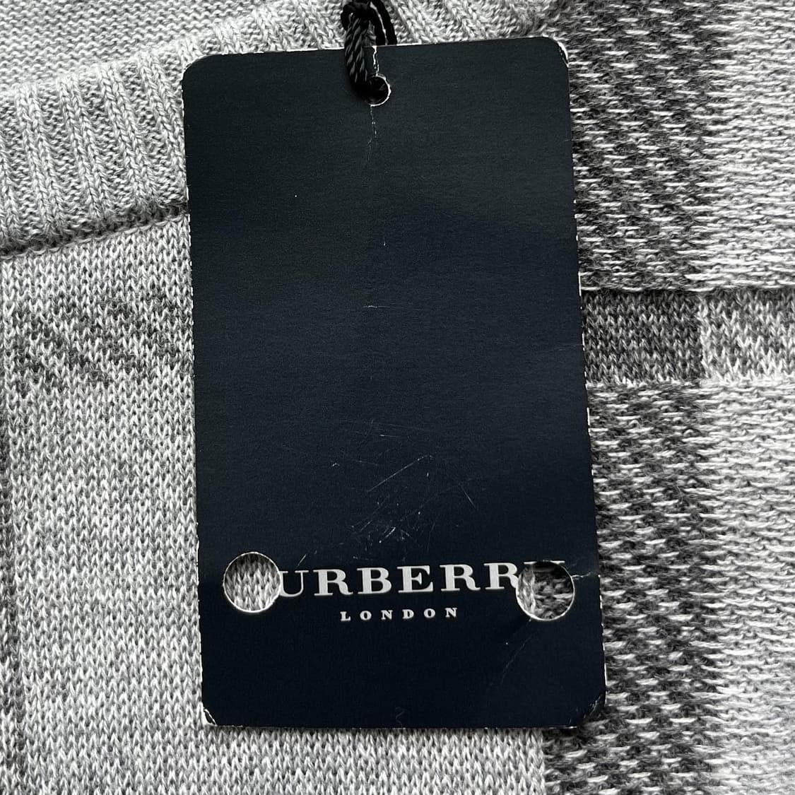 버버리 제팬라인 오리지널 데드스탁그레이노버체크코튼니트 상품이미지7