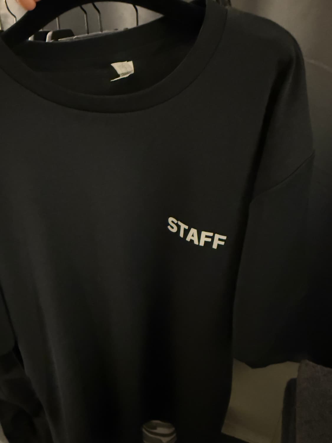 칸예 STAFF 티셔츠 (리스닝파티공연) 상품이미지2