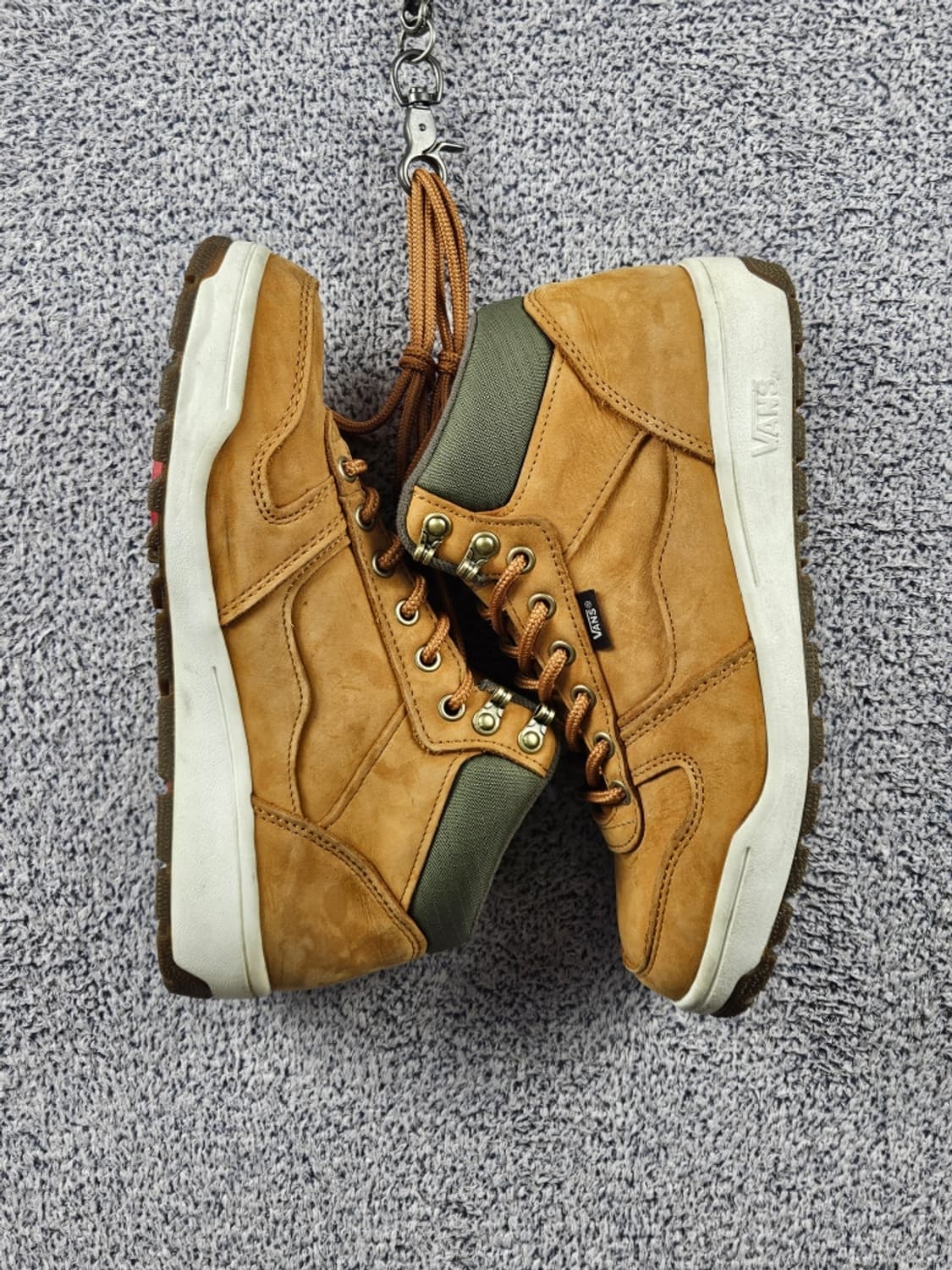 반스 워커비 V2552Z 누벅 미드 스니커즈 (265MM) / 11185 상품이미지2