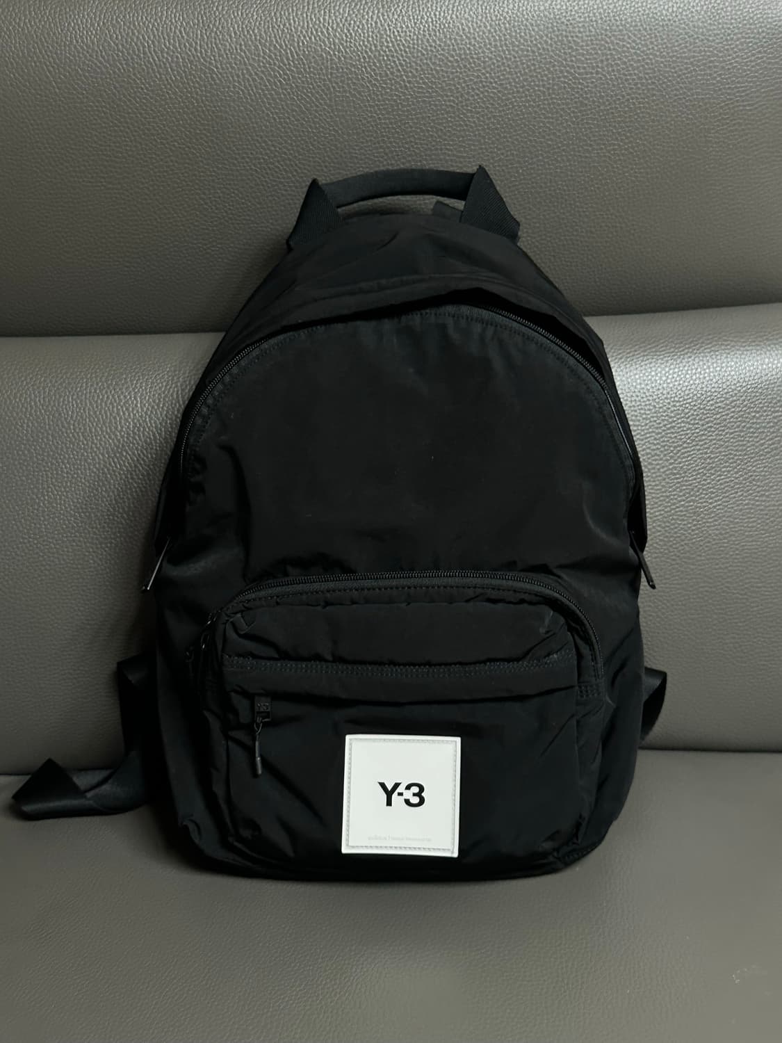 Y-3 테크라이트 백팩 판매 상품이미지1