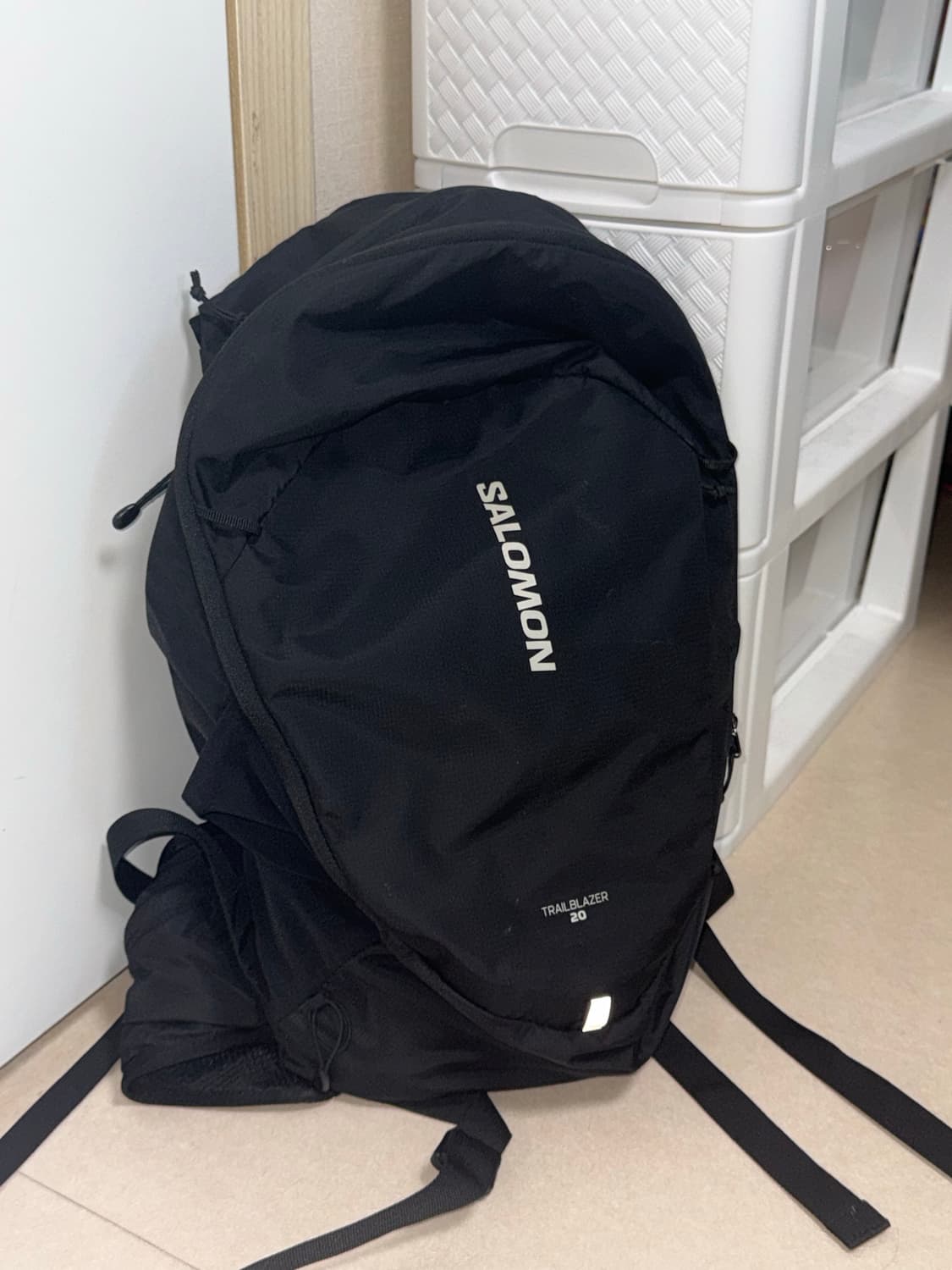 살로몬 트레일블레이저 20 블랙 백팩 상품이미지1