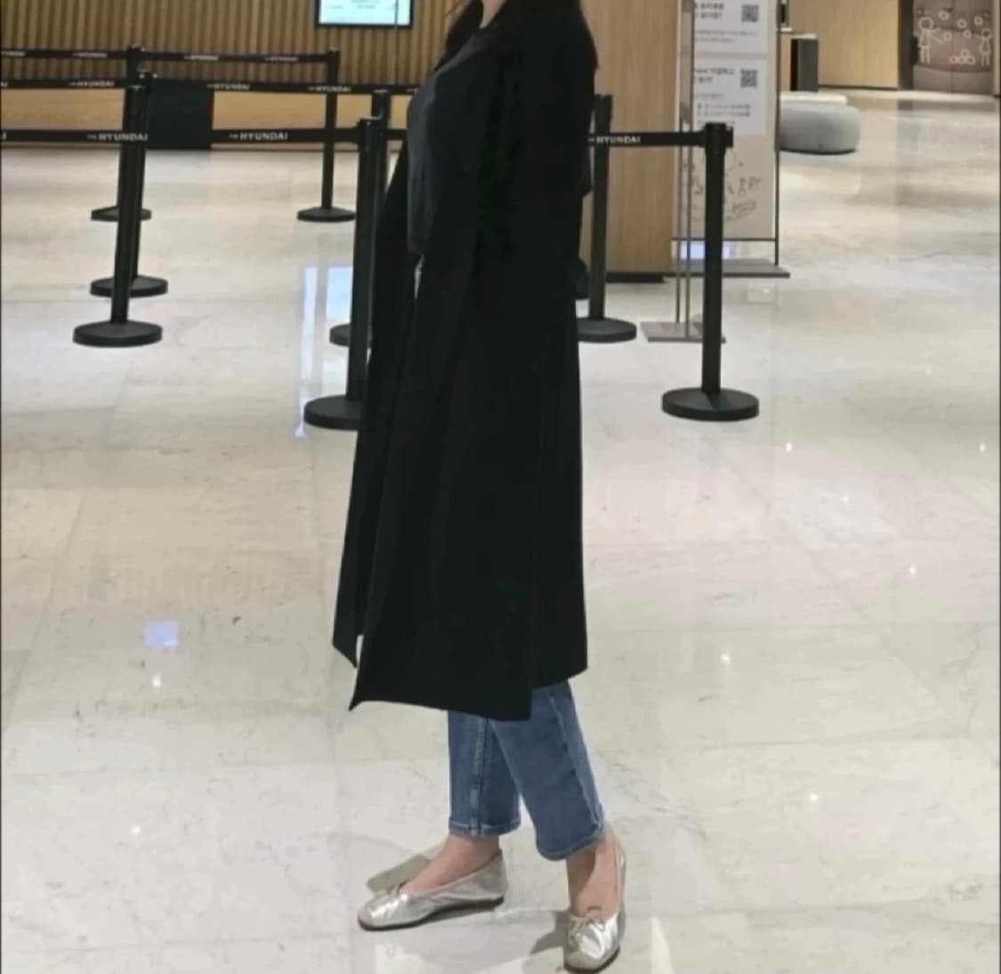 띠어리블랙트렌치코트 상품이미지2