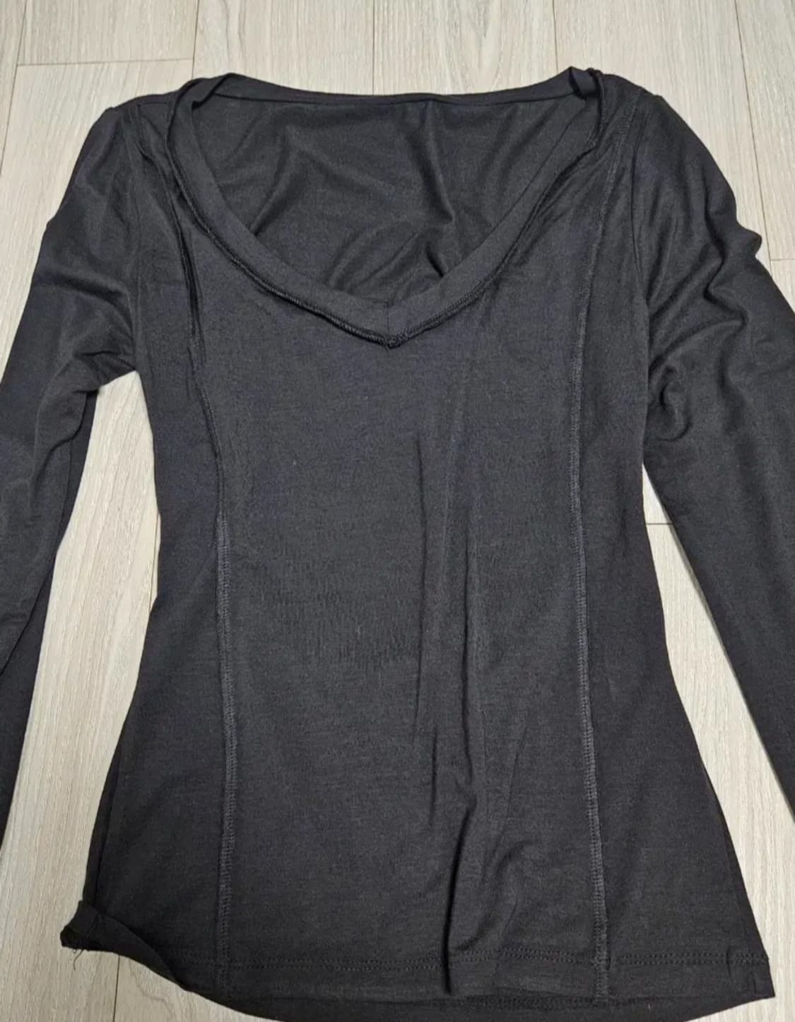 보헤미안서울 백리스 긴팔 상품이미지3