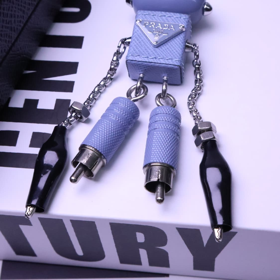 (정품)프라다 에드워드 로봇 키링 상품이미지9