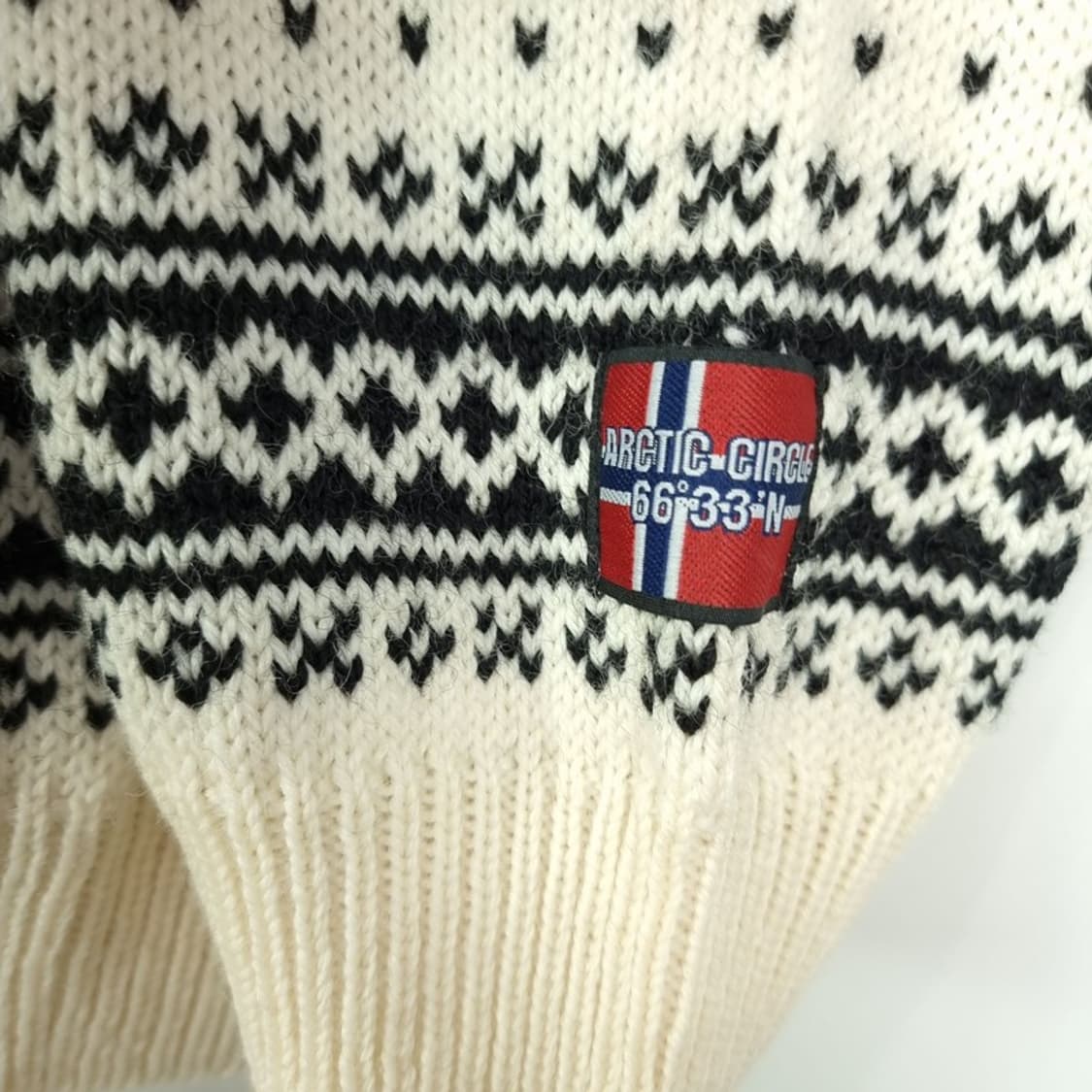 [노르웨이빈티지] 에스닉 패턴 노르딕 버클 니트 스웨터 M18976 상품이미지7