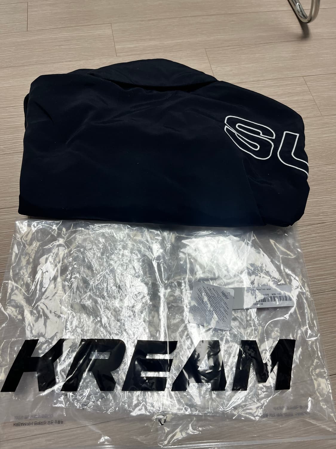 슈프림 스펠아웃 24fw 블랙L 상품이미지5