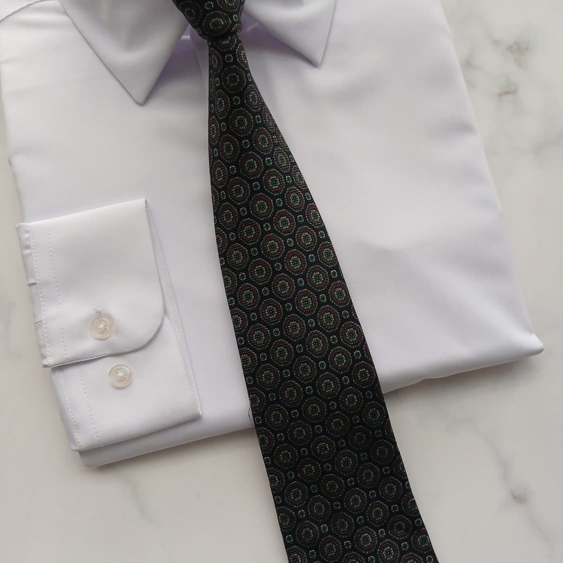 타이렉 실크 네이비 지오메트릭 넥타이 8.8cm A+등급 A18613
 상품이미지4